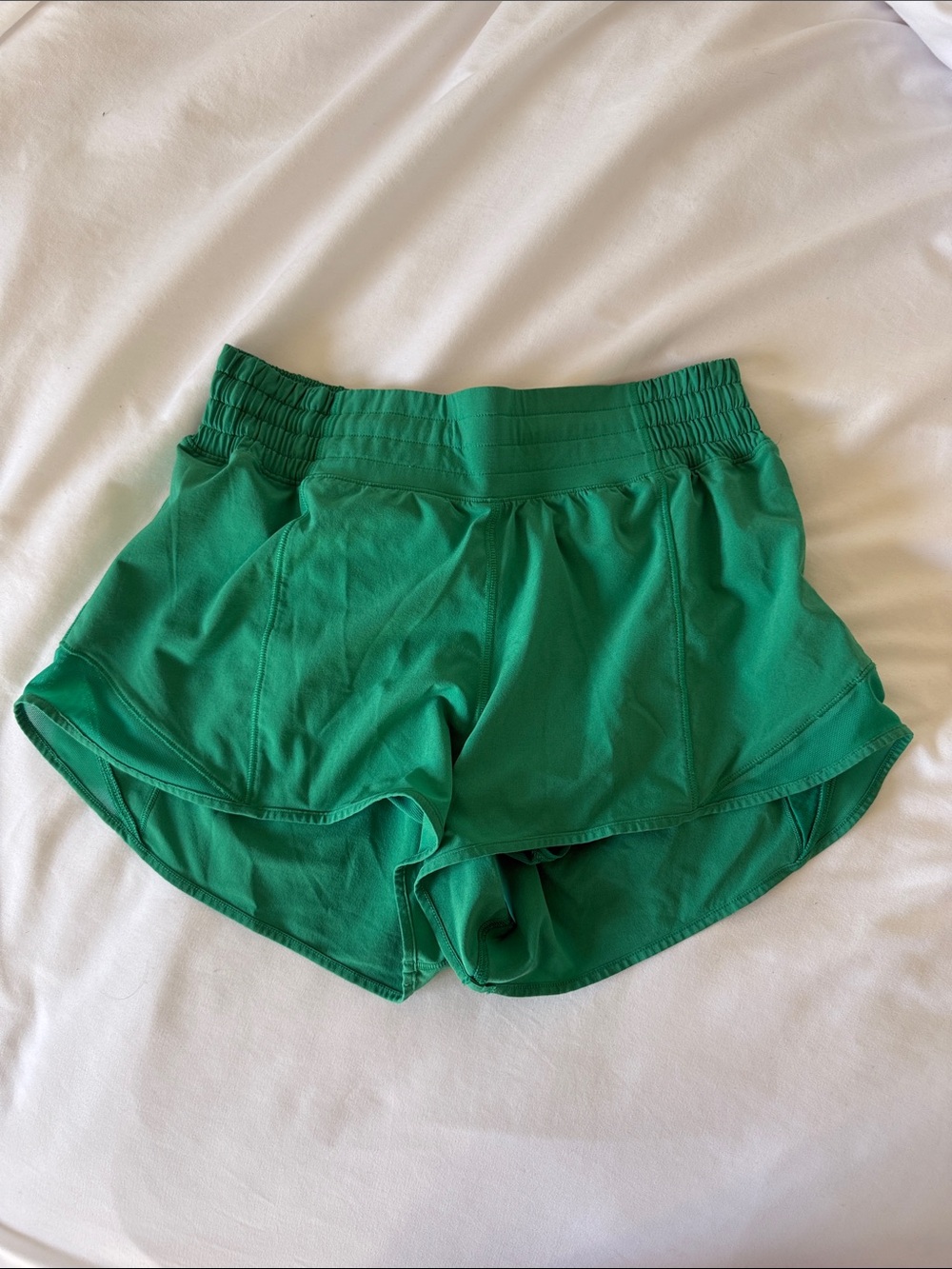 Lululemon Hotty Hot High-Rise Shorts – Green 💚